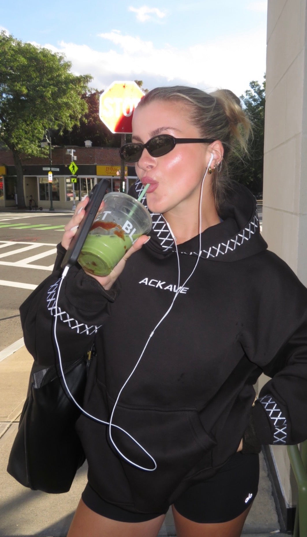 THE HUDSON HOODIE