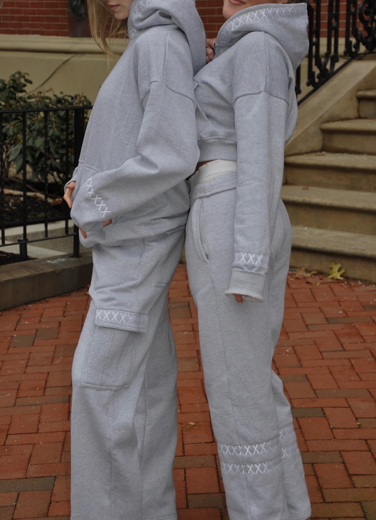 The Cloud Zip up